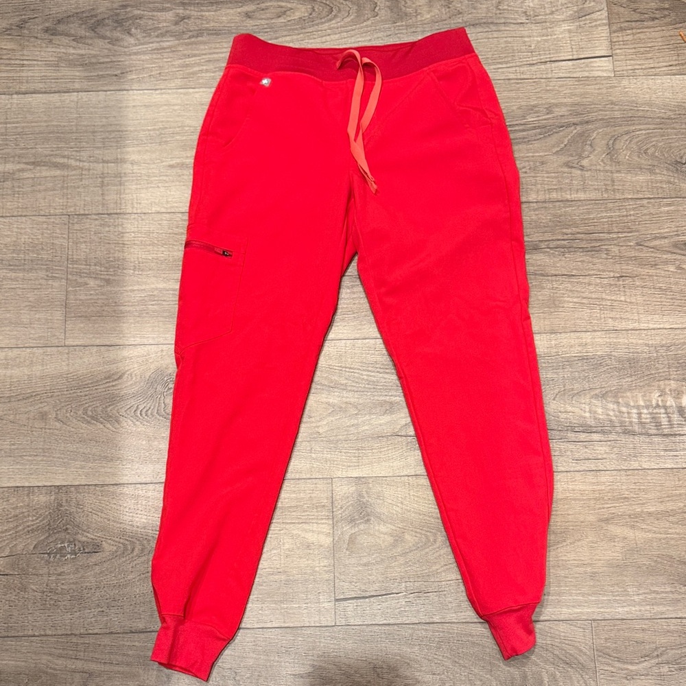 FIGS Technical Collection XS Bright Red Scrub bottom